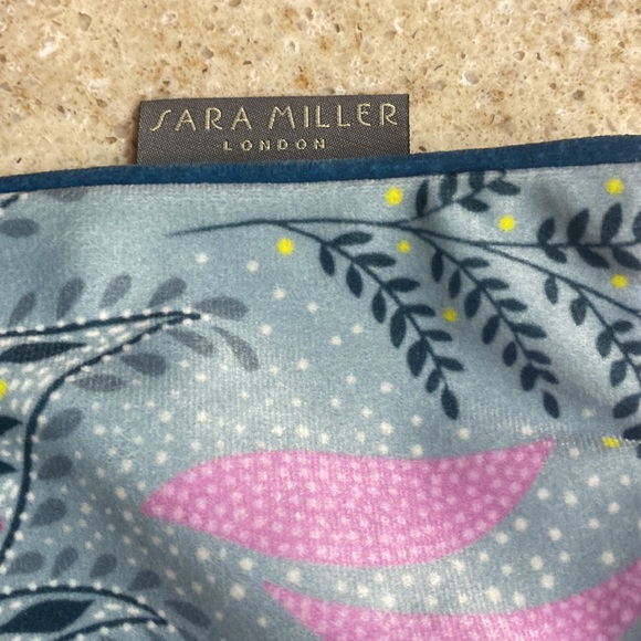 NWT Sara Miller Bird of Paradise Dusky Blue Velvet Pillow Cushion Cover - Picture 5 of 9